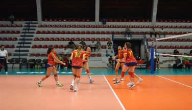 España firma una sobresaliente victoria ante Ucrania en el Europeo Sub-16 femenino