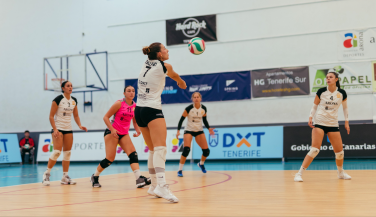 Contundente derrota del Arona Voley en casa ante un inconmensurable CV Torrelavega 