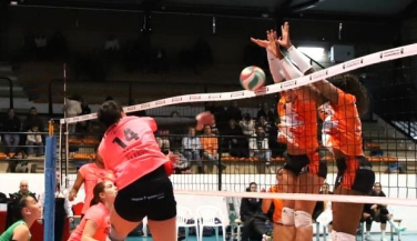 Extremadura Arroyo planta cara pero no puede con el intratable Cuesta Piedra