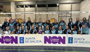 Aceites Abril Voleyourense se lleva el derbi gallego ante Zalaeta