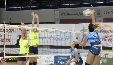 Barça CVB vence en el feudo del Cajasol Juvasa Voley (0-3)