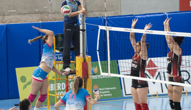 Dimurol Libby´s La Laguna vence a DSV Sant Cugat por la vía rápida