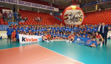 Trescientos participantes en el Evento Pequevoley previo a la Liga Europea