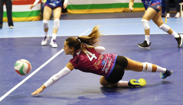 Disputado triunfo de Feel Volley Alcobendas en El Ferial
