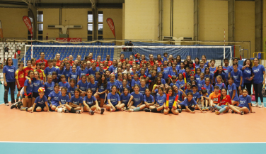 Exitoso evento Pequevoley en Alicante