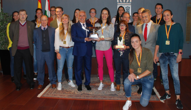 Naturhouse Ciudad de Logroño recibido por el Gobierno de La Rioja