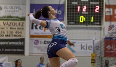 Kiele Socuéllamos renueva a la central Anna Walsh 