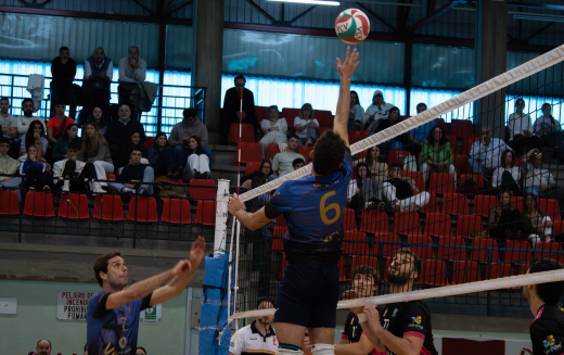 Derrota de UVA-VCV en su primer partido de Superliga 2