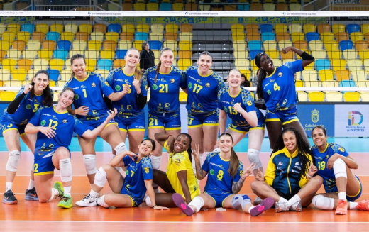 Emalsa Gran Canaria golpea primero ante un OK Nebo muy combativo