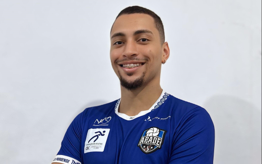 Arenal Emevé incorpora al central brasileño Marcos Santos